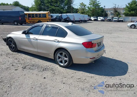 2013 BMW 320I xDrive z USA, uszkodzony, nr VIN WBA3C3C54DF982032